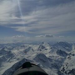 Flugwegposition um 13:36:15: Aufgenommen in der Nähe von Gemeinde St. Gallenkirch, Österreich in 3099 Meter